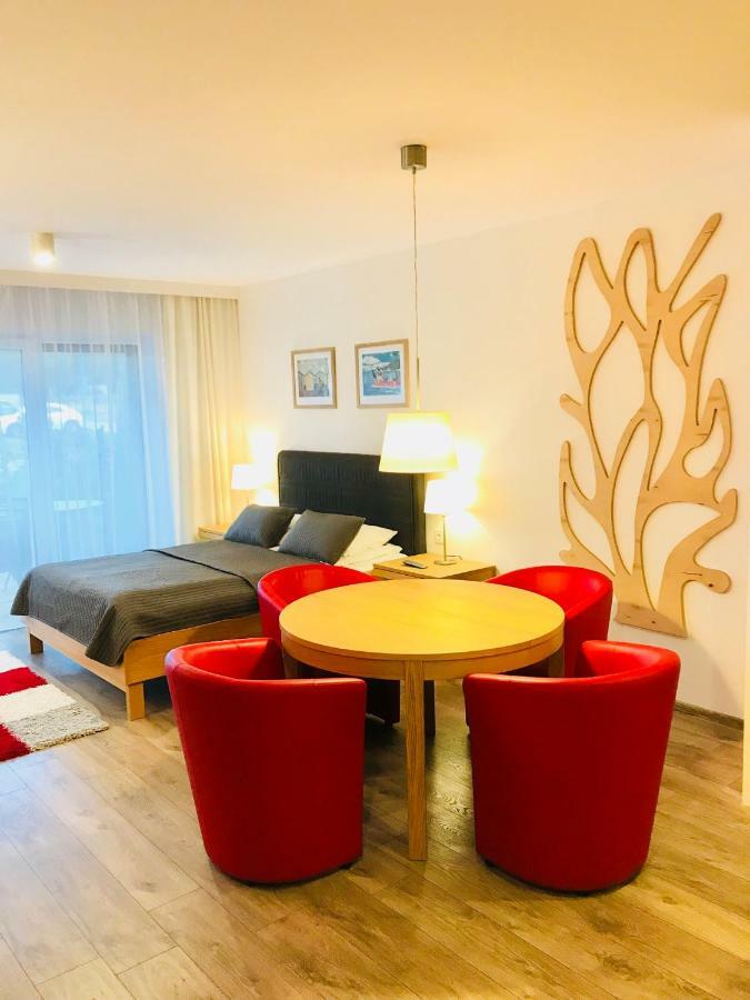 Apartamenty Rodzinne Z Ogrodkiem 포고르젤리차 외부 사진