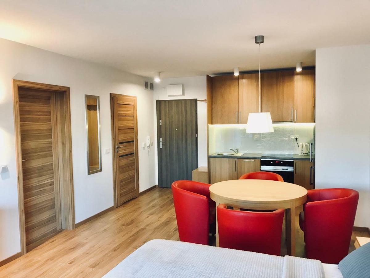 Apartamenty Rodzinne Z Ogrodkiem 포고르젤리차 외부 사진