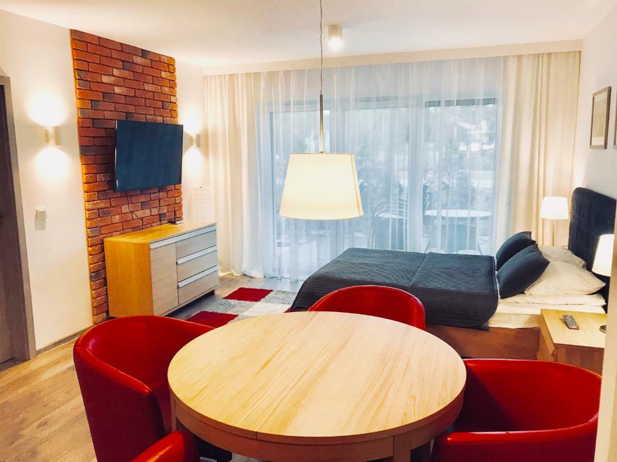 Apartamenty Rodzinne Z Ogrodkiem 포고르젤리차 외부 사진